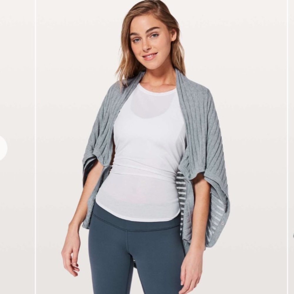 Lululemon Rejuvenate Scarf/Wrap - Picture 3 of 10